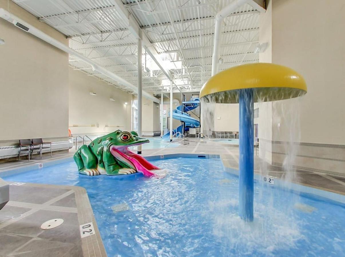 Nature'S Nook By Instant Suites Pool & Hottub Canmore Bagian luar foto