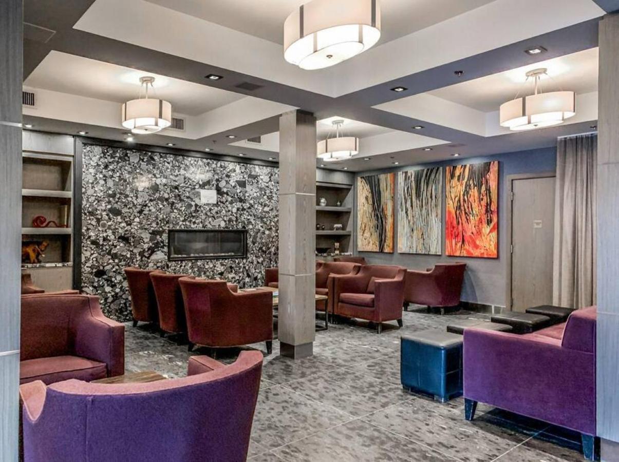 Nature'S Nook By Instant Suites Pool & Hottub Canmore Bagian luar foto